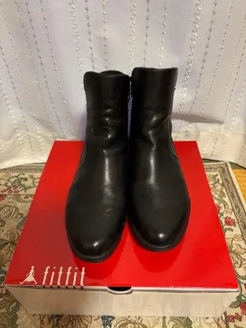 fitfit 블랙 가죽 숏부츠