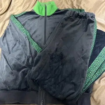 soerte 트랙 자켓 셋업