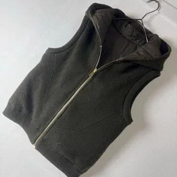 자유구 후드 부착 리버서블 퀼팅 다운 베스트 40