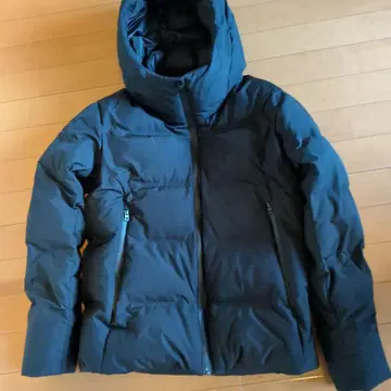 UNIQLO 블랙 다운 자켓 S 사이즈