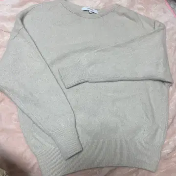 UNTITLED 라이트 베이지 니트 스웨터 긴팔