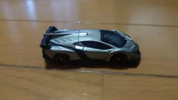 토미카 람보르기니 베네노