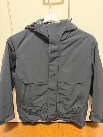 UNIQLO+J 하이브리드 다운 오버사이즈 파카