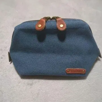 [미사용 새상품] 와이어 파우치 캔버스 메이크업 파우치 블루