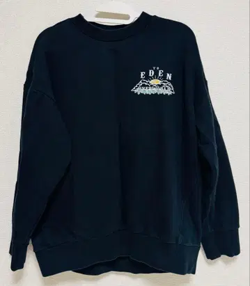 우버월드 트레이닝복 사이즈 2 블랙 EDEN