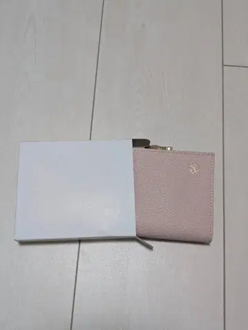 황거 지갑 이단 접이식 핑크