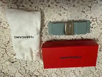 페라가모 그린 리본 머리핀