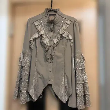 ozzon 히메소데 프릴 블라우스