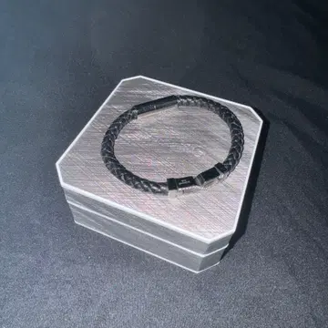 에스카마지 블레스 SCOMMAG BLESS 팔찌 가죽