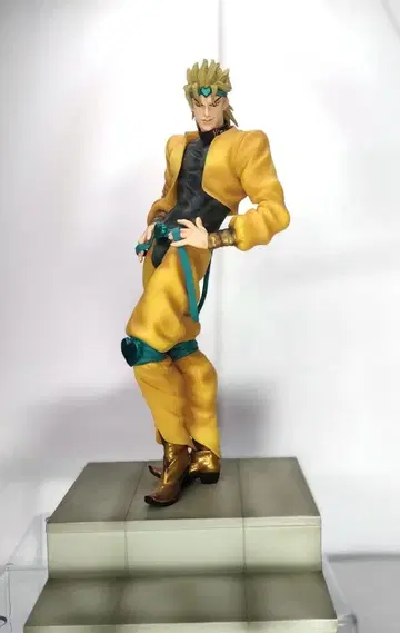 제일복권 죠죠의 기묘한 모험 A상 디오 DIO 피규어