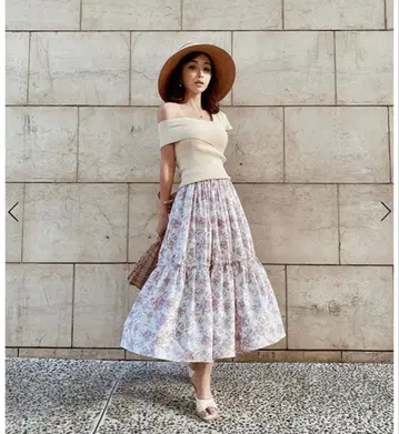 에이미 이스트 월 스커트