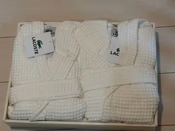 LACOSTE 와플 원단 목욕 가운 2벌 세트