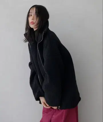 LIAN 스탠드 카라 보아 블루종 블랙