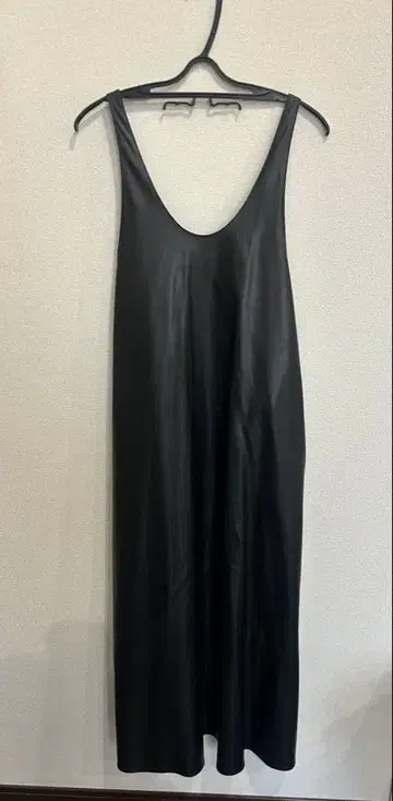 유나이티드 애로우즈 레더 원피스 사이즈 M