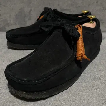 컨디션 최상 클락스 오리지널스 왈라비 모카신 블랙 스웨이드 2223