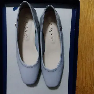 긴자 요시노야 FRESCA 그레이 플랫슈즈