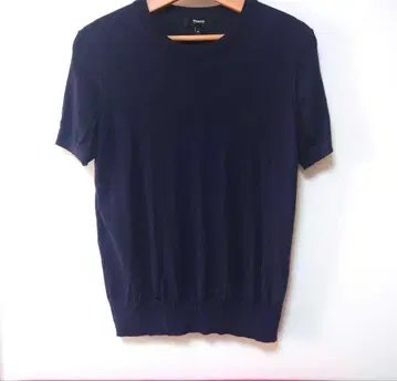 띠어리 얇은 소재 반팔 니트