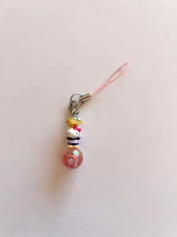 헬로키티 스트랩 끈 키링