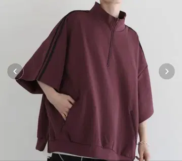 버건디 하프 지퍼 상의