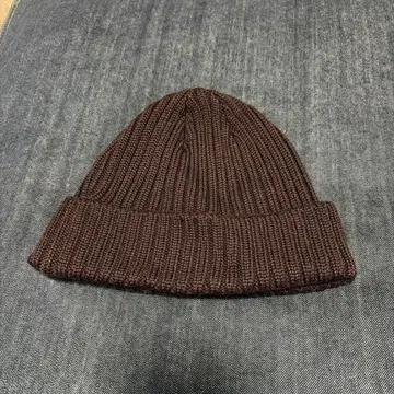키지마 타카유키 브라운 니트 모자