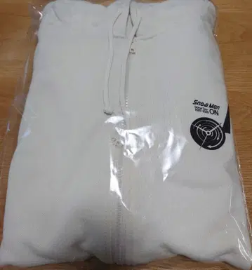 Snow Man Dome Tour ON 언제나보다 빅 사이즈 XL 후드티