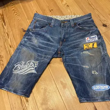 데님 숏팬츠 데미지 가공 서프 스타일