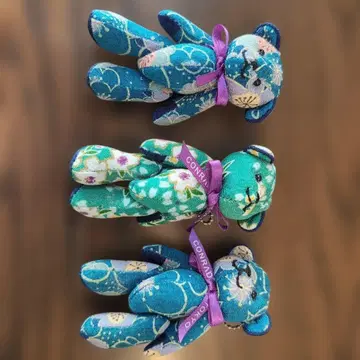 Contrado 컬러풀 곰 봉제 인형