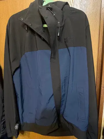 KRIFF MAYER 마운틴 파카 L 사이즈 블랙/블루