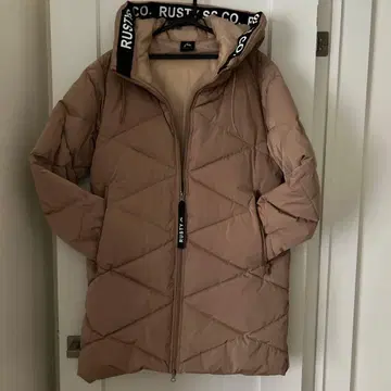 새상품급 RUSTY 베이지 퀼팅 롱 코트