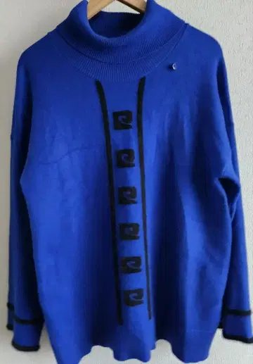 피에르 가르뎅 디퓨전 터틀넥 스웨터