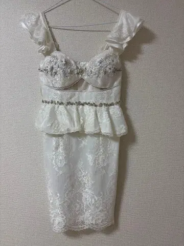 로브 드 플뢰르 드레스