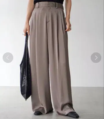 EVERYDAY I LIKE 라이트 새틴 와이드 팬츠 38