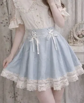 NOEMIE 더블 스핀들 밑단 레이스 스커트 색스 블루