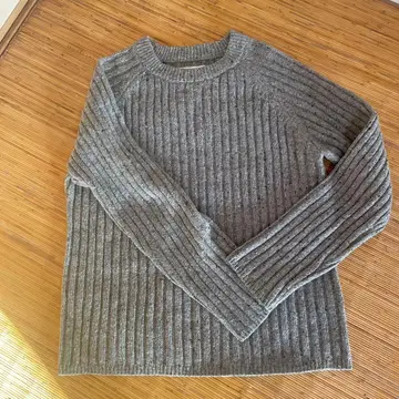 그레이 리브 편직 긴팔 니트 스웨터