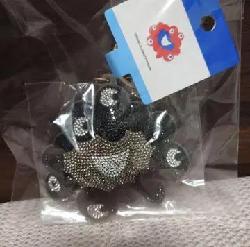 블랙 미야쿠미야쿠 큐빅 마스코트 키링 만박