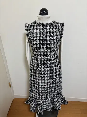 트위드 롱 원피스 화이트 블랙