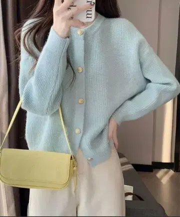 Gs 카노코 편직 크루넥 니트 가디건 스카이블루