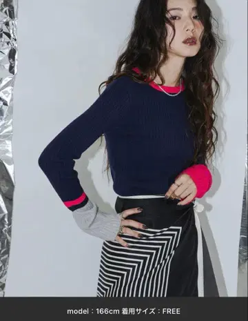 bohmal 플레어 소매 배색 풀오버 니트 바이컬러