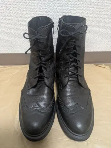 브로그 디자인 가죽 부츠 25cm