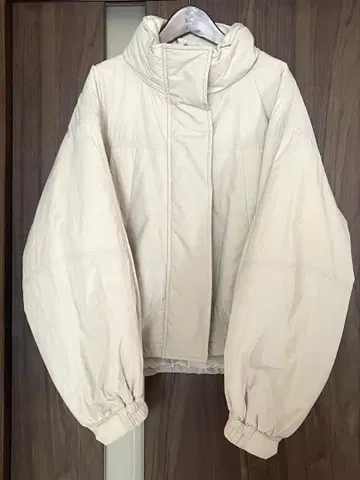 LOWRYSFARM 몬스터 숏코트 로리즈팜