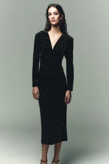 [ 새상품 ] 샤이니 벨벳 미디 기장 원피스 ZARA 자라