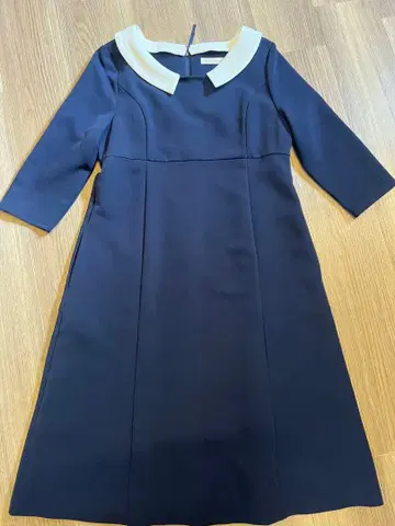 네이비 7부 소매 원피스 아이보리 옷깃 졸업 입학