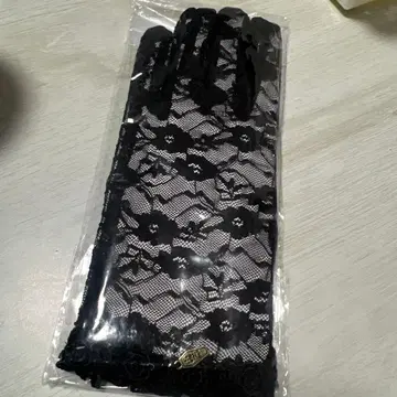 모와 메임 모와티에 블랙 레이스 장갑