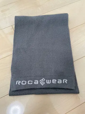 로카웨어 머플러