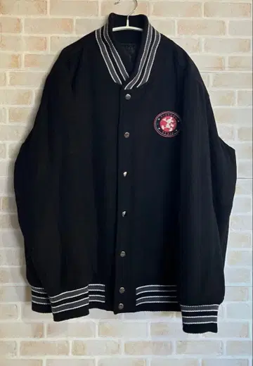 초레어 레어!? Disney 디즈니 바시티 자켓 충전솜 XL