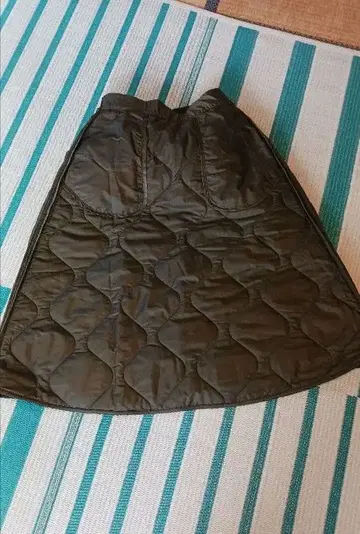 BEAMS BOY 퀼팅 플레어 스커트