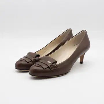 BALLY 발리 천연 가죽 로퍼 펌프스(36)