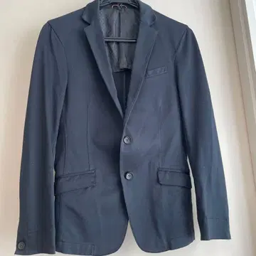 블랙 테일러드 자켓 2버튼