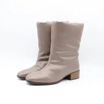 새상품 cavacava 사바사바 캐주얼 부츠(22.5cm)