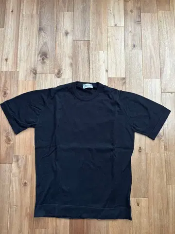 JOHN SMEDLEY 블랙 T셔츠 L 사이즈